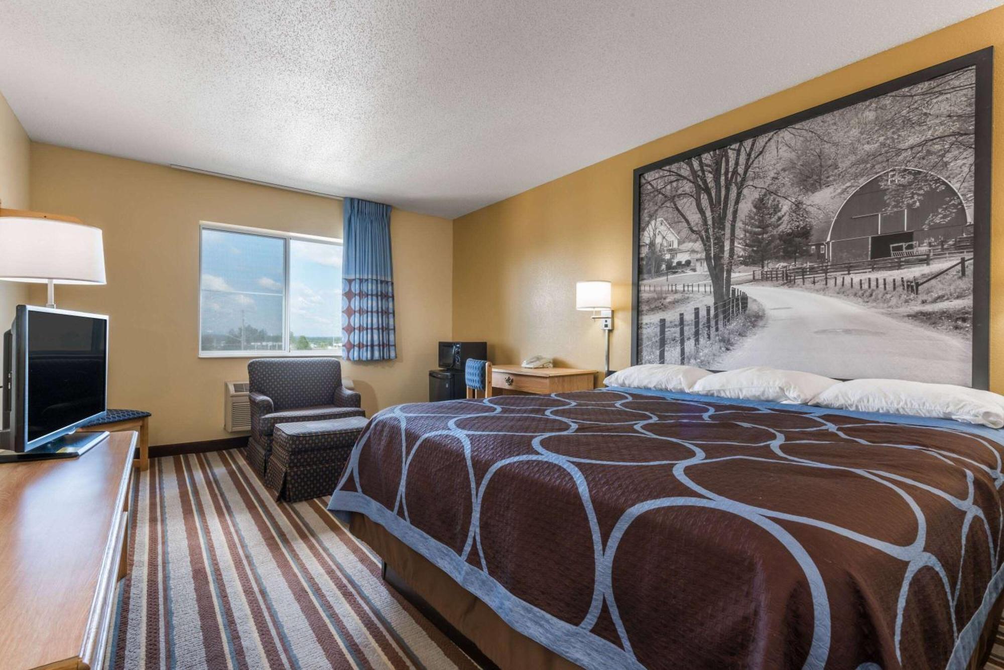 Super 8 By Wyndham Medina Hotel Exterior photo